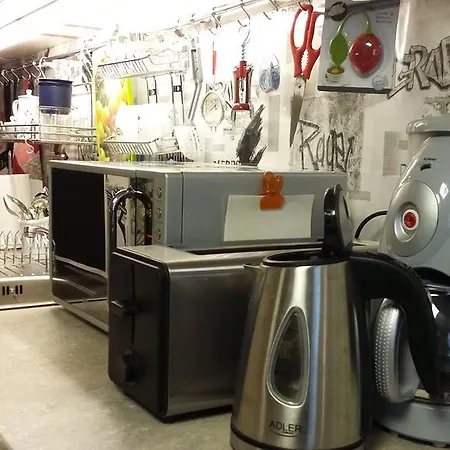 Small And Cozy Апартаменти Рига